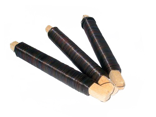 ფერადი დეკორატიული ფოლადის მავთულის პროფილირებული ხელოვნური ნაძვის ხეების გვირგვინები ყვავილების მწარმოებელი პოლონეთში